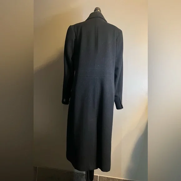 Club Monaco Black Lambswool and Cashmere Coat. Size M. EUC - Picture 3 of 15